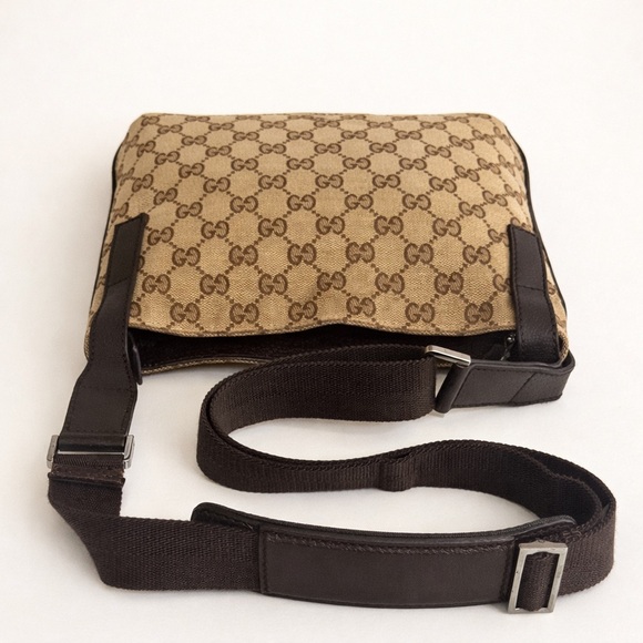 Gucci GG Canvas Messenger Crossbody Bag Beige Brown Flat Zip Leather Trim - Picture 6 of 8